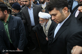 حضور آیت الله احمد جنتی دبیر شورای نگهبان در جشن ۲۲ بهمن چهل سالگی