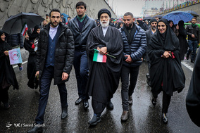 حضور هادی خامنه ای در جشن ۲۲ بهمن چهل سالگی