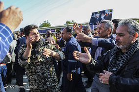 تشییع پیکر شهید گمنام دفاع مقدس در اهواز‎