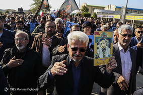 تشییع پیکر شهید گمنام دفاع مقدس در اهواز‎