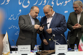 جلسه مشترک وزیر ورزش و جوانان با روسای فدراسیون‌های ورزشی در قصر شیرین