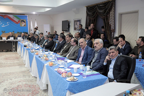 جلسه مشترک وزیر ورزش و جوانان با روسای فدراسیون‌های ورزشی در قصر شیرین
