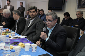 جلسه مشترک وزیر ورزش و جوانان با روسای فدراسیون‌های ورزشی در قصر شیرین