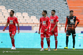 مصاف تیم پرسپولیس و تیم پدیده در دور یک چهارم جام حذفی