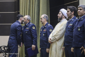 تقدیر از دانشجویان برگزیده در آیین دانش‌آموختگی دانشجویان دانشگاه هوایی شهید ستاری