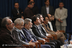 مراسم تجلیل از دانشجویان نمونه و برگزیده المپیاد علمی دانشگاه تهران