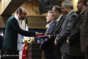 مراسم تجلیل از دانشجویان نمونه و برگزیده المپیاد علمی دانشگاه تهران