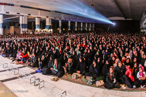 نمایش «ماهی در خاک»