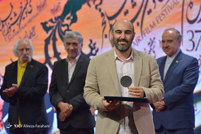 محسن تنابنده کارگردان فیلم سینمایی «قسم» برگزیده هیئت داوران حقوق شهروندی وزارت فرهنگ و ارشاد اسلامی تجلی اراده ملی جشنواره فیلم فجر