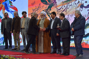برگزیده هیئت داوران حقوق بشر وزارت دادگستری مجتبی فرآورده تهیه کننده فیلم سینمایی «23 نفر»
تجلی اراده ملی جشنواره فیلم فجر