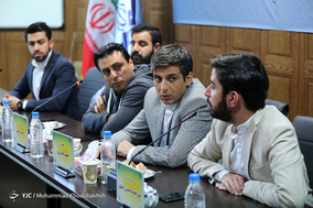 نشست خبری مسابقه پنج ستاره