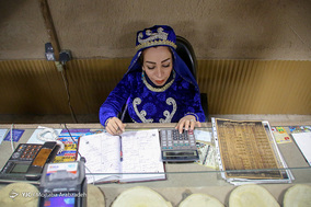 افتتاح رستوران سنتی کوتاه قامتان