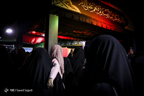 در حاشیه مراسم وداع با پیکر شهید مدافع حرم سعید انصاری