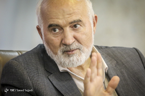 احمد توکلی، عضو مجمع تشخیص مصلحت نظام در نشست «باید‌ها و نباید‌های گام دوم انقلاب در قوه قضاییه»