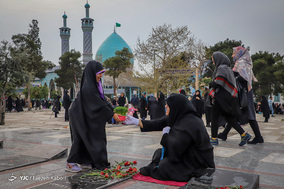 زیارت اهل قبور و مزار شهدا در آخرین پنجشنبه سال/ گرگان