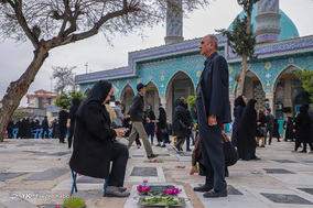 زیارت اهل قبور و مزار شهدا در آخرین پنجشنبه سال/ گرگان