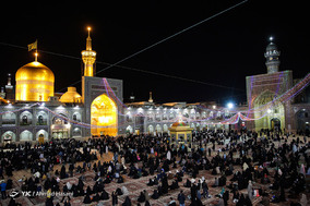 حال و هوای حرم مطهر امام رضا (ع) در شب ولادت امام جواد (ع)