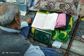آیین معنوی اعتکاف در حرم حضرت امام رضا (ع)

