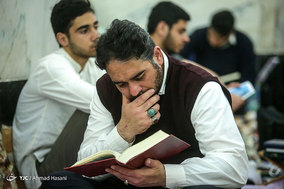 آیین معنوی اعتکاف در حرم حضرت امام رضا (ع)
