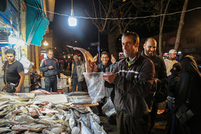 خرید ماهی شب عید