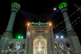 لحظه تحویل سال ۱۳۹۸ در آستان مقدس امامزاده صالح (ع)