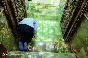 لحظه تحویل سال ۱۳۹۸ در آستان مقدس امامزاده صالح (ع)