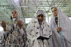 آیین معنوی اعتکاف بانوان در شیراز