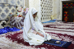 آیین معنوی اعتکاف بانوان در شیراز