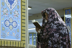 آیین معنوی اعتکاف بانوان در مسجد دانشگاه امیرکبیر تهران 