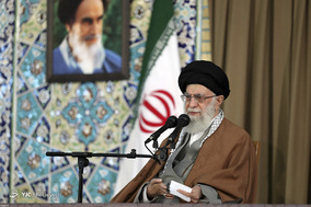 سخنرانی رهبر معظم انقلاب در اجتماع عظیم زائران و مجاوران حرم مطهر رضوی (ع)