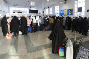 خروج زائران نوروزی عتبات عالیات از مرز مهران