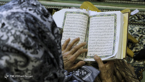 انجام اعمال ام داوود در آیین معنوی اعتکاف