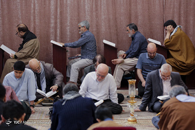 انجام اعمال ام داوود در آیین معنوی اعتکاف