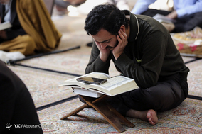انجام اعمال ام داوود در آیین معنوی اعتکاف