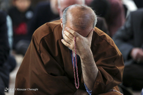 انجام اعمال ام داوود در آیین معنوی اعتکاف