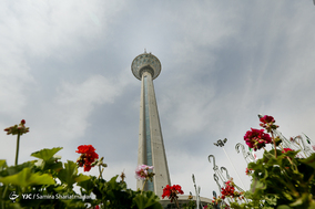 حضور مهمانان نوروزی در برج میلاد تهران