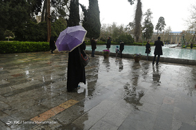 مسافران نوروزی در کاخ گلستان