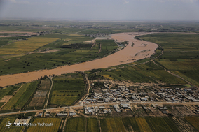 تصاویر هوایی از مناطق سیل زده حاشیه رودخانه کارون در استان خوزستان