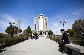 ایران ما؛ آرامگاه باباطاهر عریان