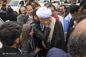 بازدید رئیس بنیاد برکت و امام جمعه شیراز از مناطق سیل زده ی شیراز