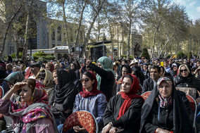 جشن نوروزی در میدان تاریخی مشق