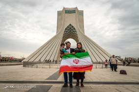 چهل بهار؛ جمهوری اسلامی