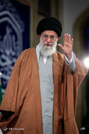دیدار مسئولان نظام و سفرای اسلامی با رهبر انقلاب