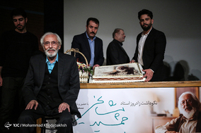 تصاویر زنده یاد جمشید مشایخی