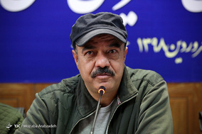 سعید آقاخانی بازیگر و کارگردان در نشست خبری سریال نوروزی «نون خ»