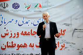 گلریزان جامعه ورزش برای سیل زدگان