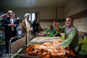 دیدار نماینده رهبری (حجت الاسلام و المسلمین محسن قمی) با جانبازان و ایثارگران در بیمارستان ایرانیان و آسایشگاه بقیةالله‎