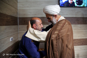 دیدار نماینده رهبری (حجت الاسلام و المسلمین محسن قمی) با جانبازان و ایثارگران در بیمارستان ایرانیان و آسایشگاه بقیةالله‎