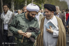راهیپمایی مردم تهران پس از اقامه نماز جمعه ۲۳ فروردین ۱۳۹۸ در حمایت از سپاه پاسداران انقلاب اسلامی