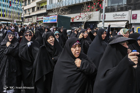 راهیپمایی مردم تهران پس از اقامه نماز جمعه ۲۳ فروردین ۱۳۹۸ در حمایت از سپاه پاسداران انقلاب اسلامی